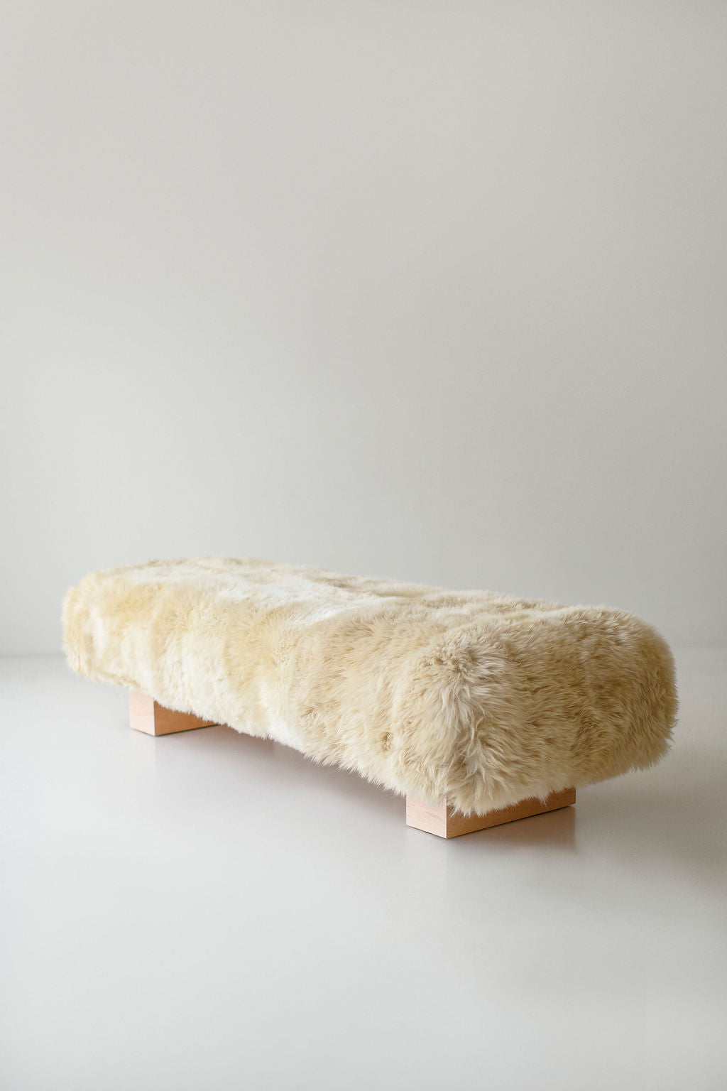 Big Fur Suelo® Bench - For Bertu Home - 4225