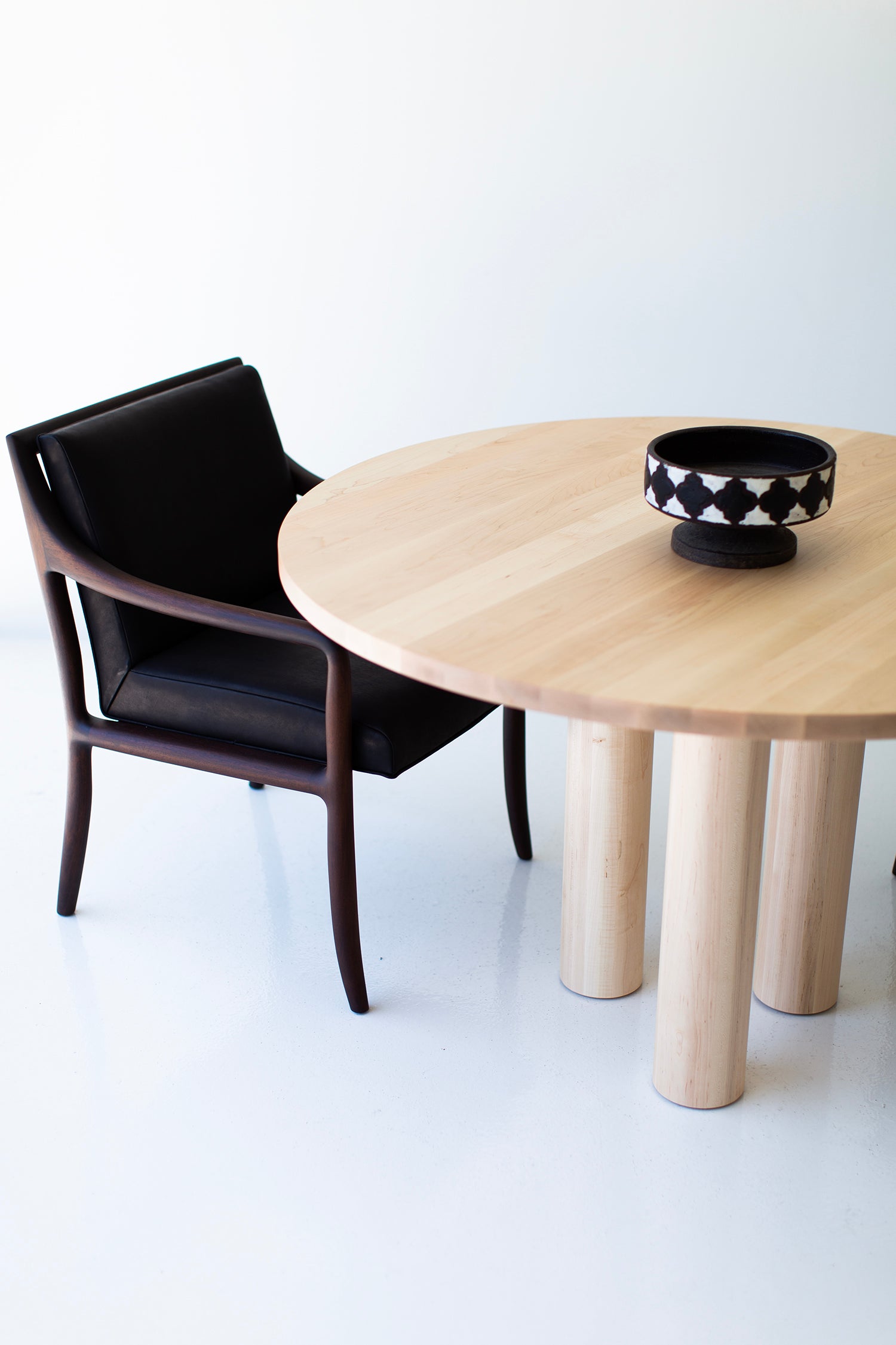 Cava Modern Round Dining Table in Maple - 4223