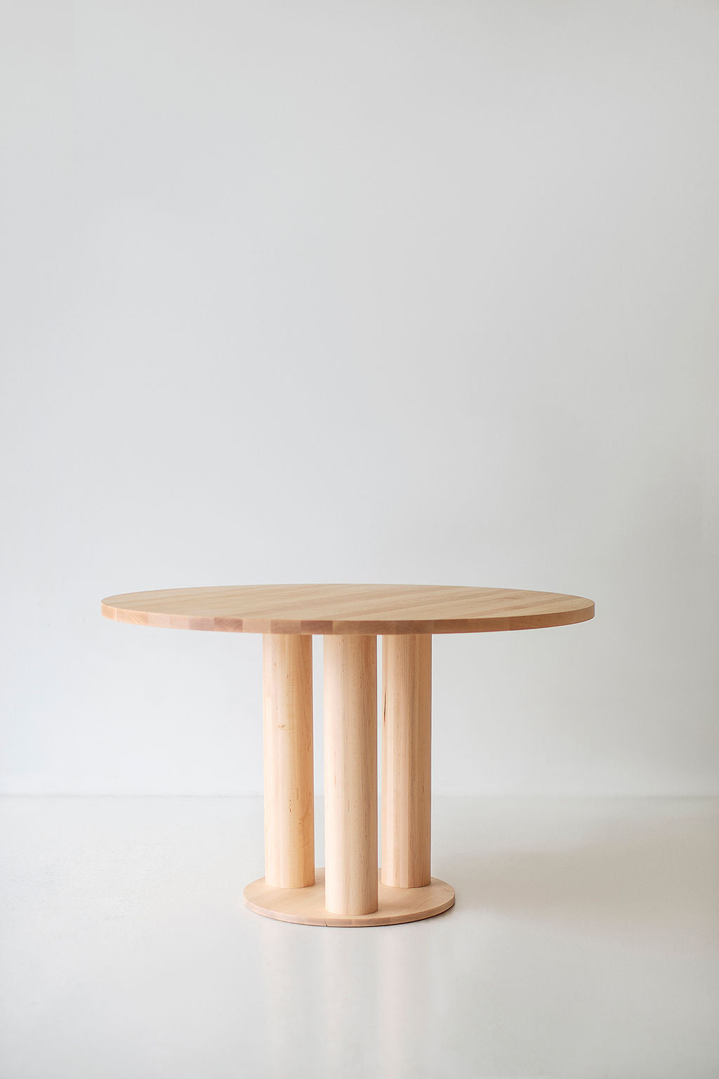 Cava Modern Round Dining Table in Maple - 4223