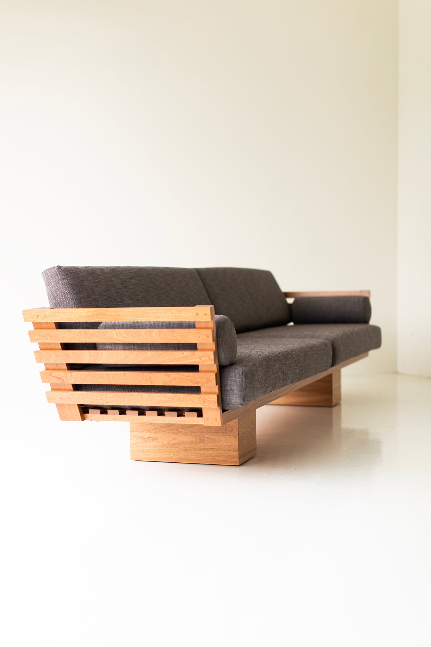 Large Outdoor Slatted Suelo® Sofa - 4823