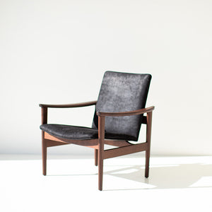 Lawrence-Peabody-Walnut-Occasional-Chair-03
