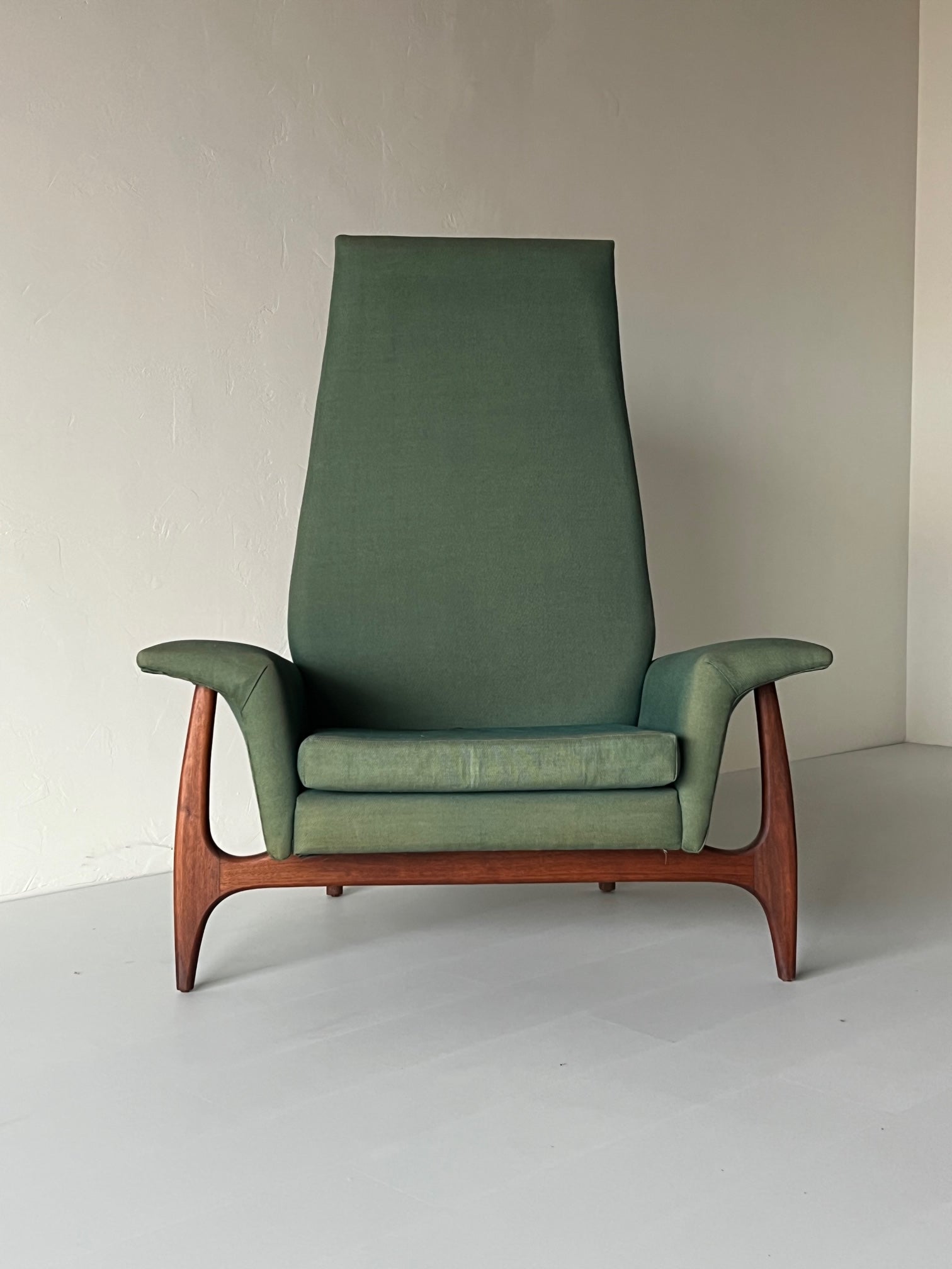 Mid Century Modern Deco House High Back Lounge Chair