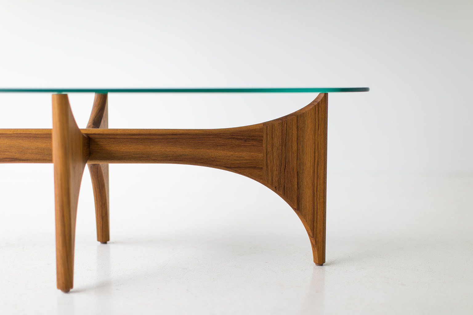 Modern Teak Coffee Table 1514 Oval, Image 05