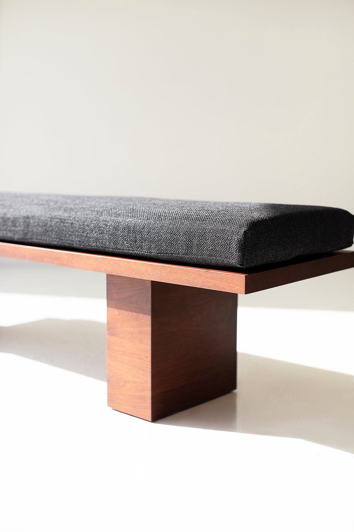Modern Walnut Suelo® Bench - For Bertu Home - 2625