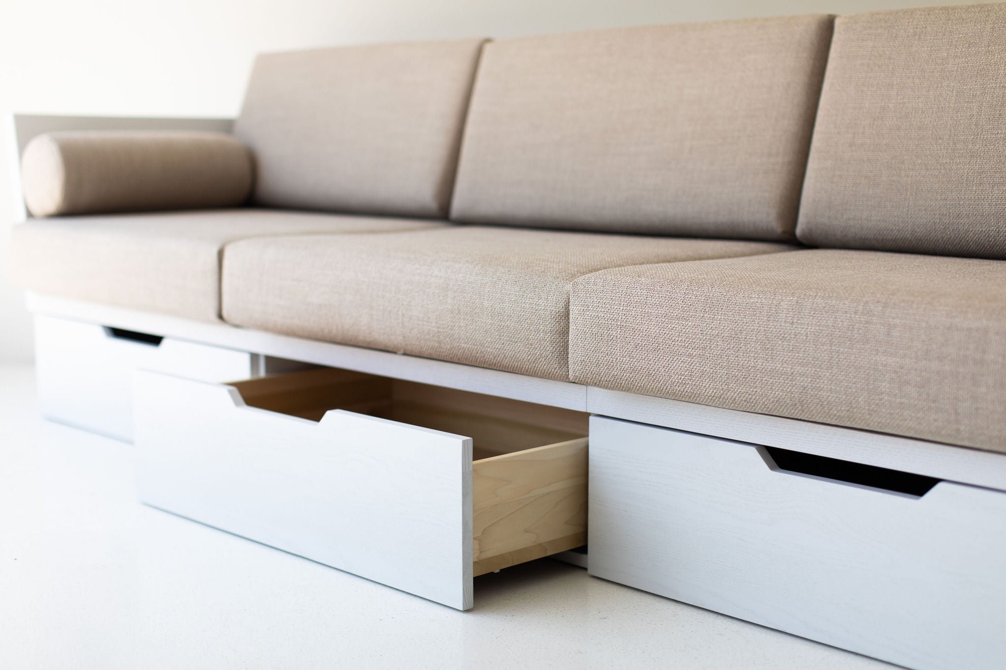 Oak Suelo® Sofa With Storage And Side Table for Bertu Home - 2124