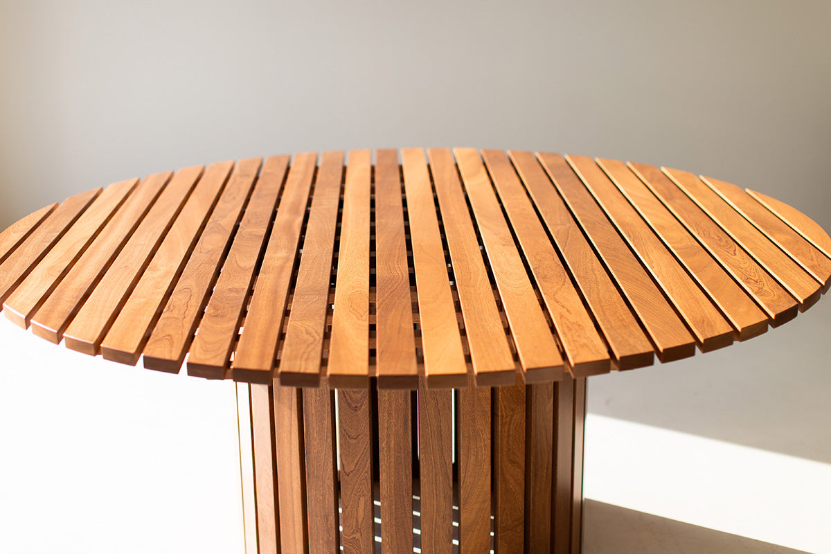 Round Outdoor Wood Dining Table - The Hamptons - 0323