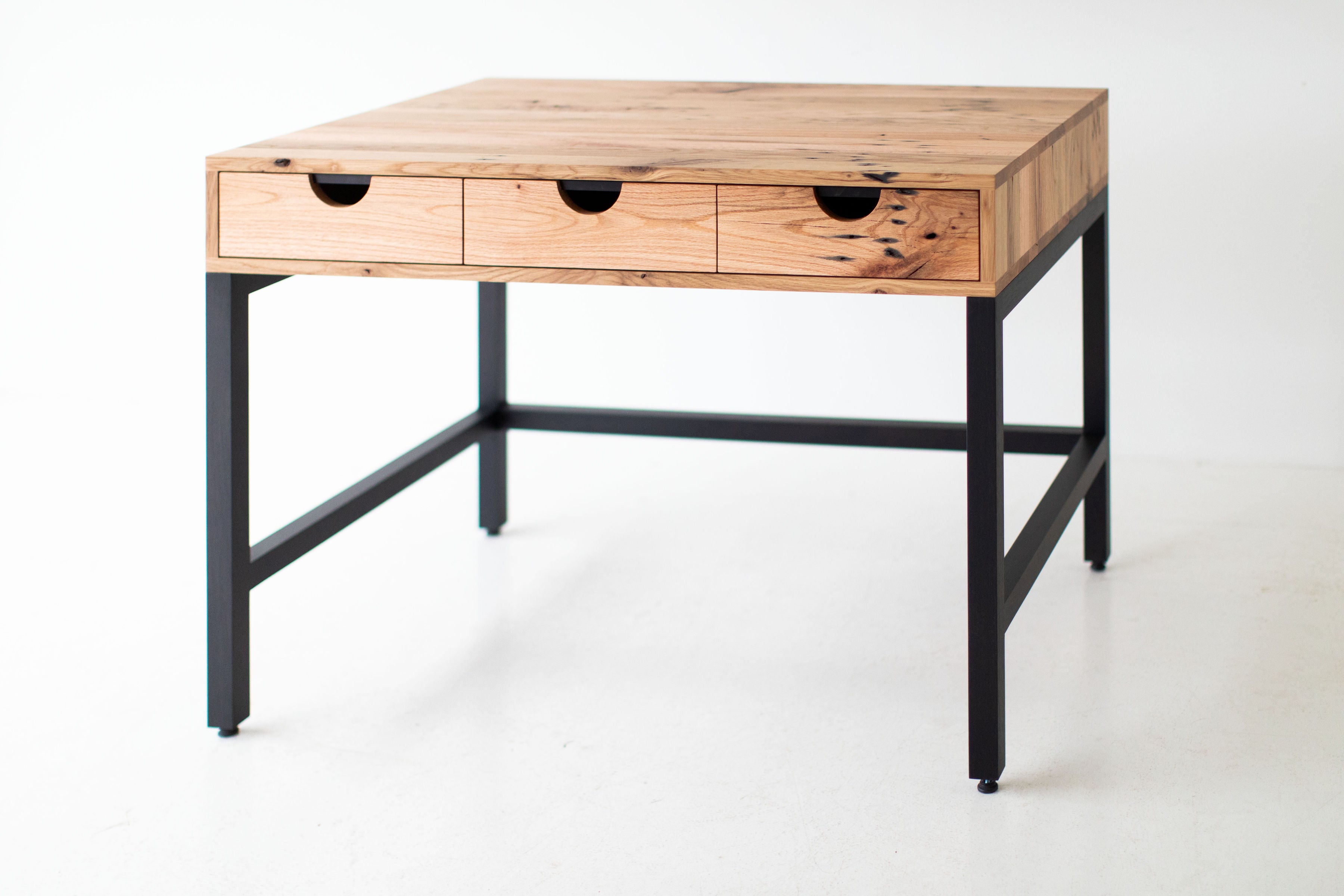 Simple Modern Desk -  1519 - Cali Collection