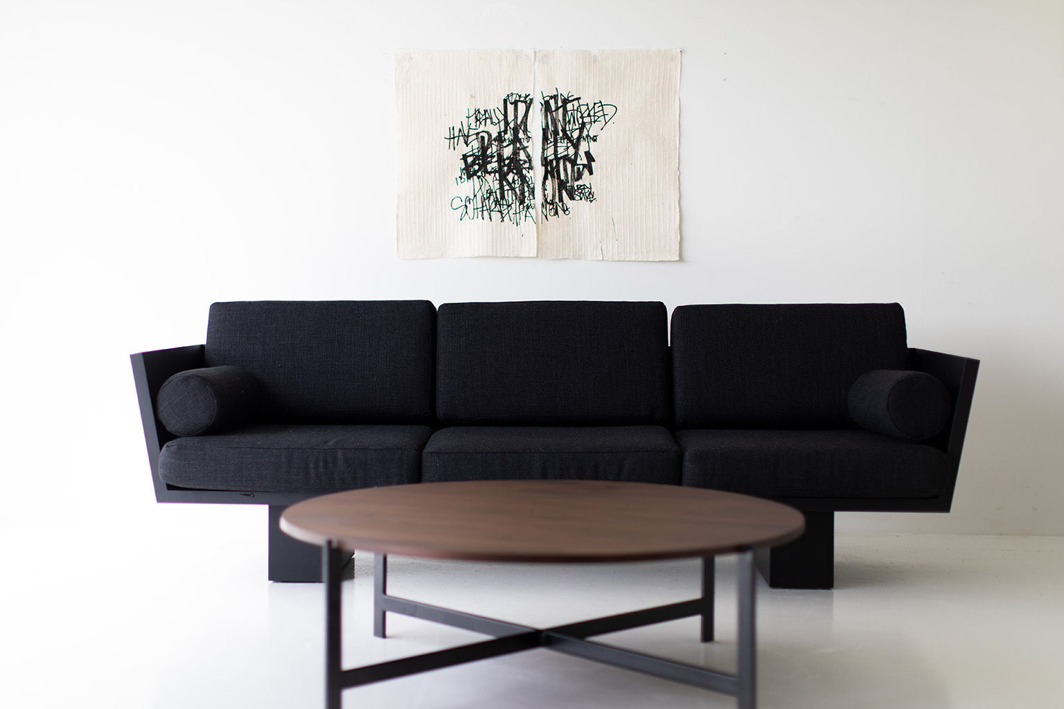 Suelo® Modern Black Sofa - 1020