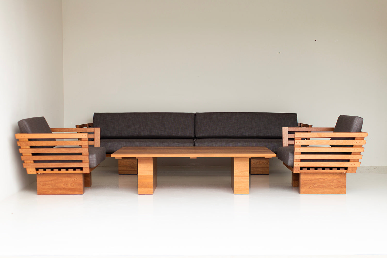 Suelo® Outdoor Wood Coffee Table - 4523