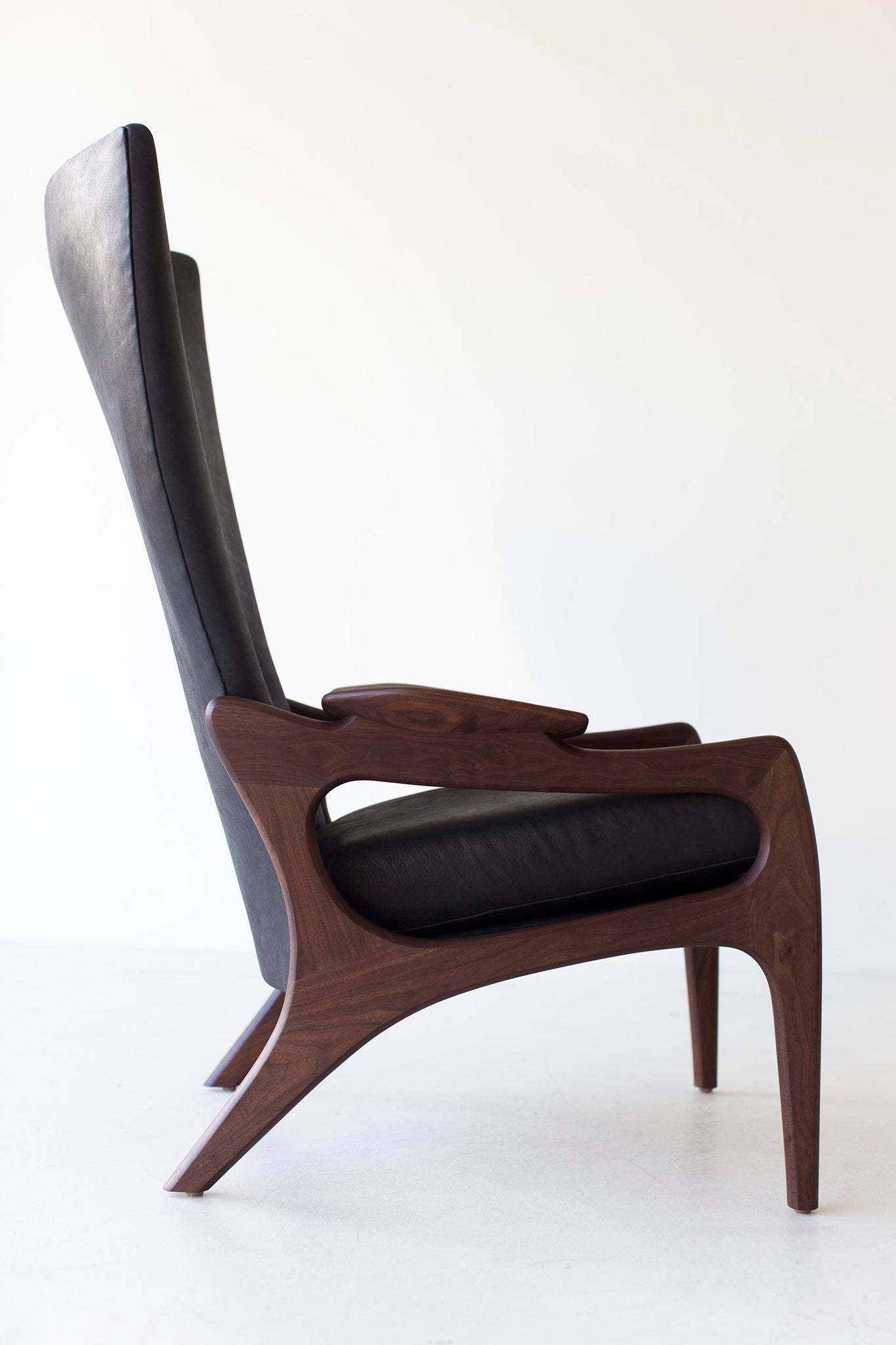hillsdale-modern-leather-high-back-chair-1604-05