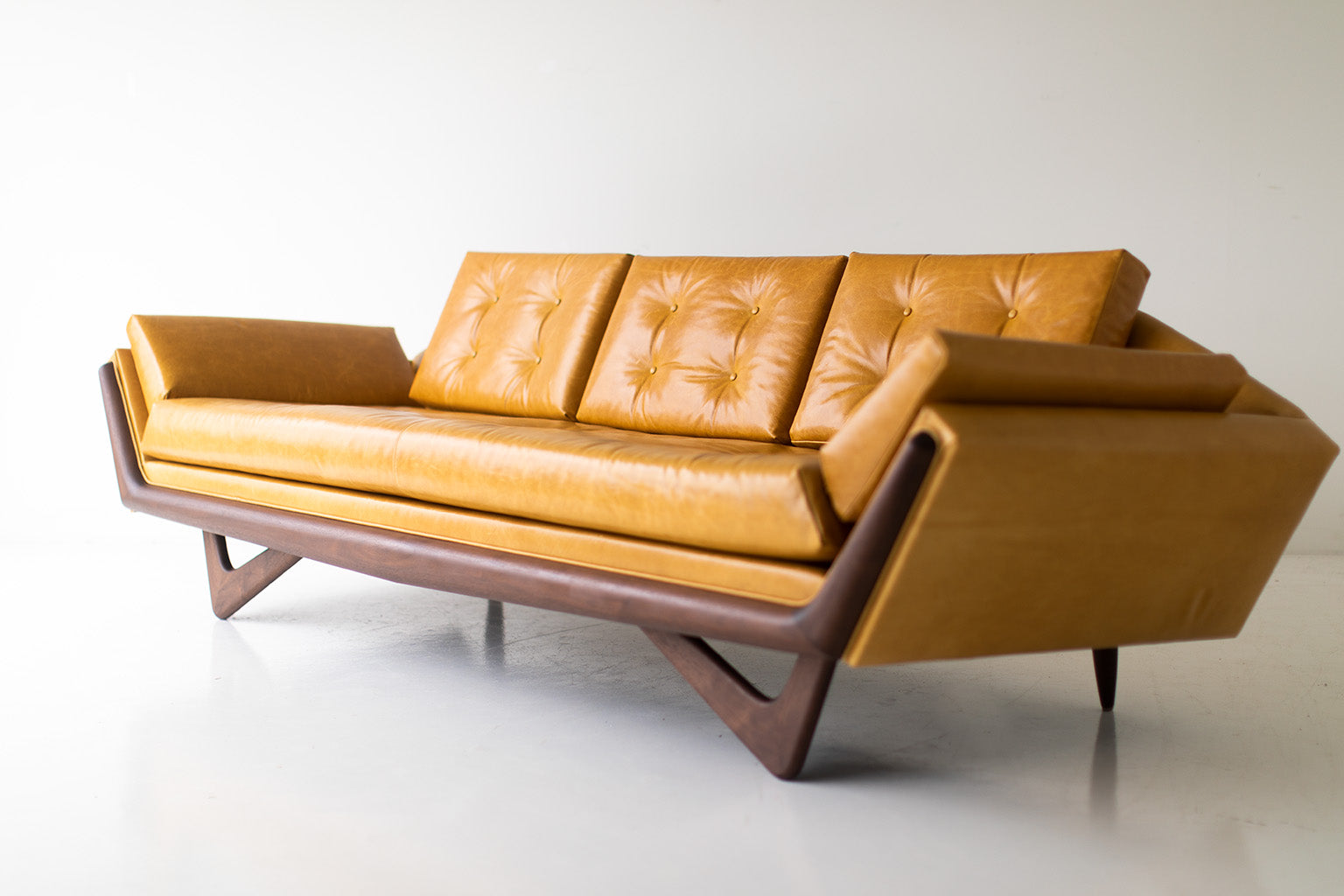 Jetson Modern Wood Sofa in Leather - 1404