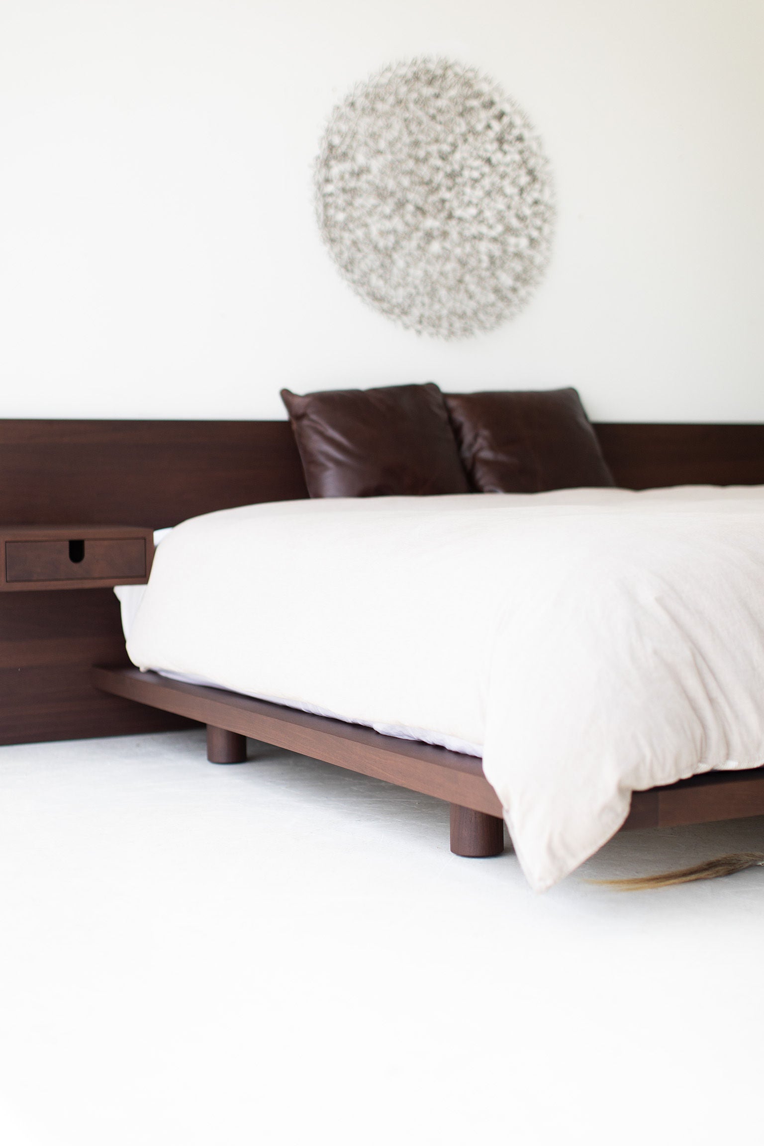 Modern Platform Bed in Walnut - 1621