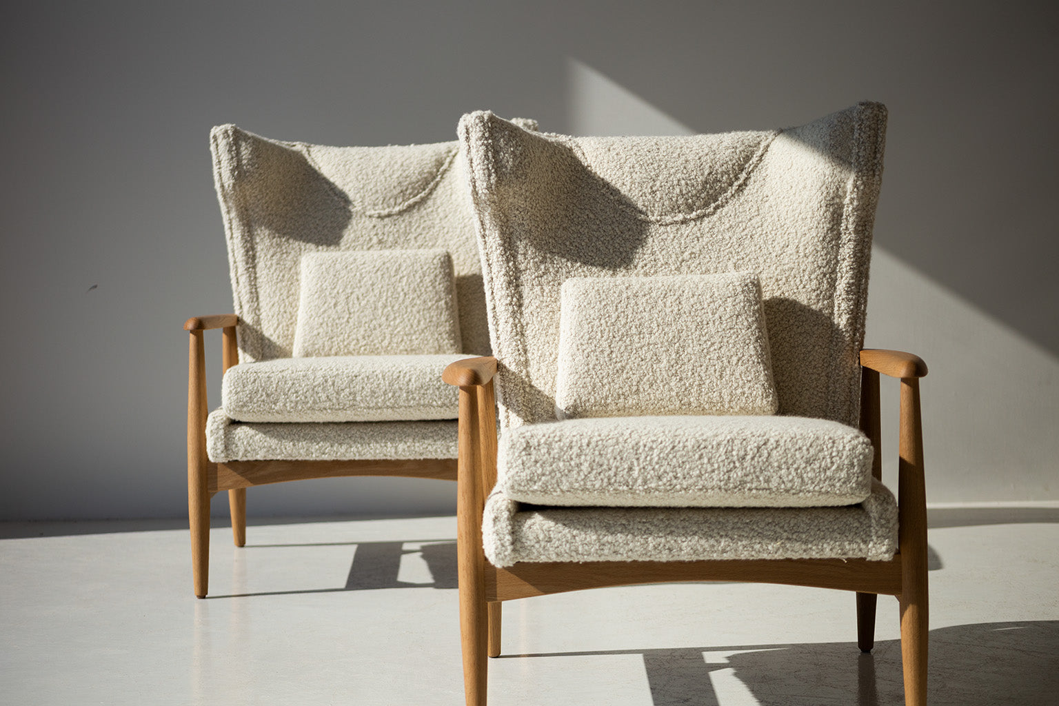 Peabody Modern Wing Chair in Boucle - 2012P