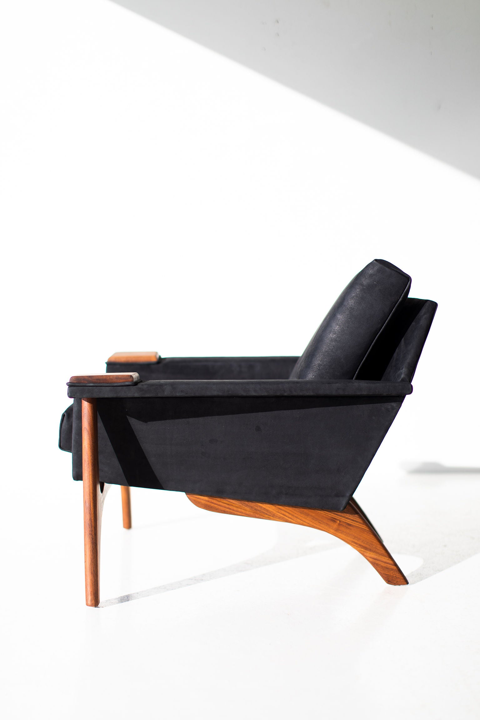 Adrian Pearsall Leather Lounge Chair for Craft Associates Inc.