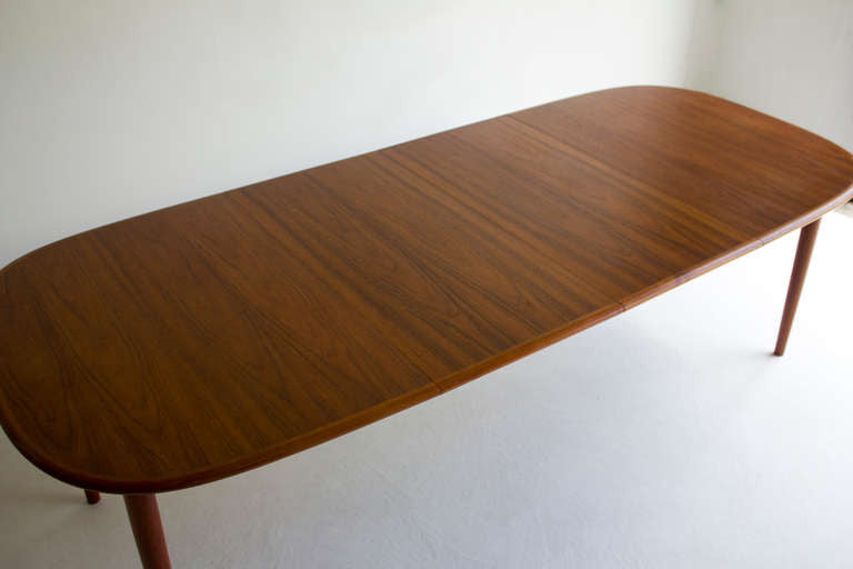 Danish Modern Teak Dining Table - 01211602