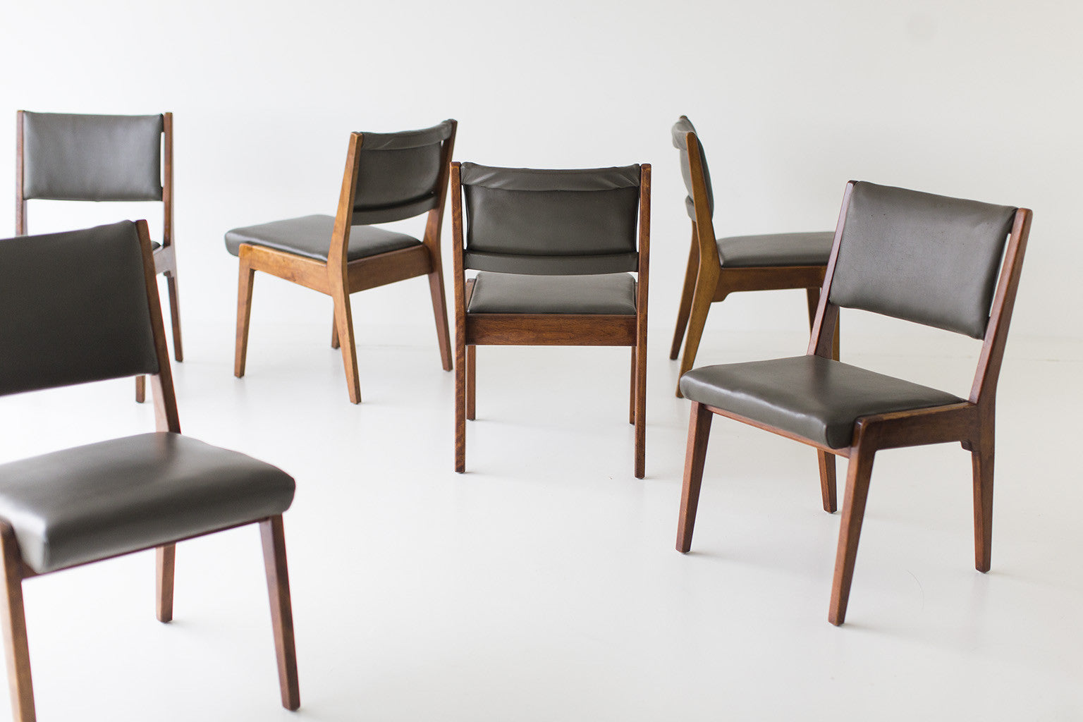 Early Jens Risom Dining Chairs - 01141619