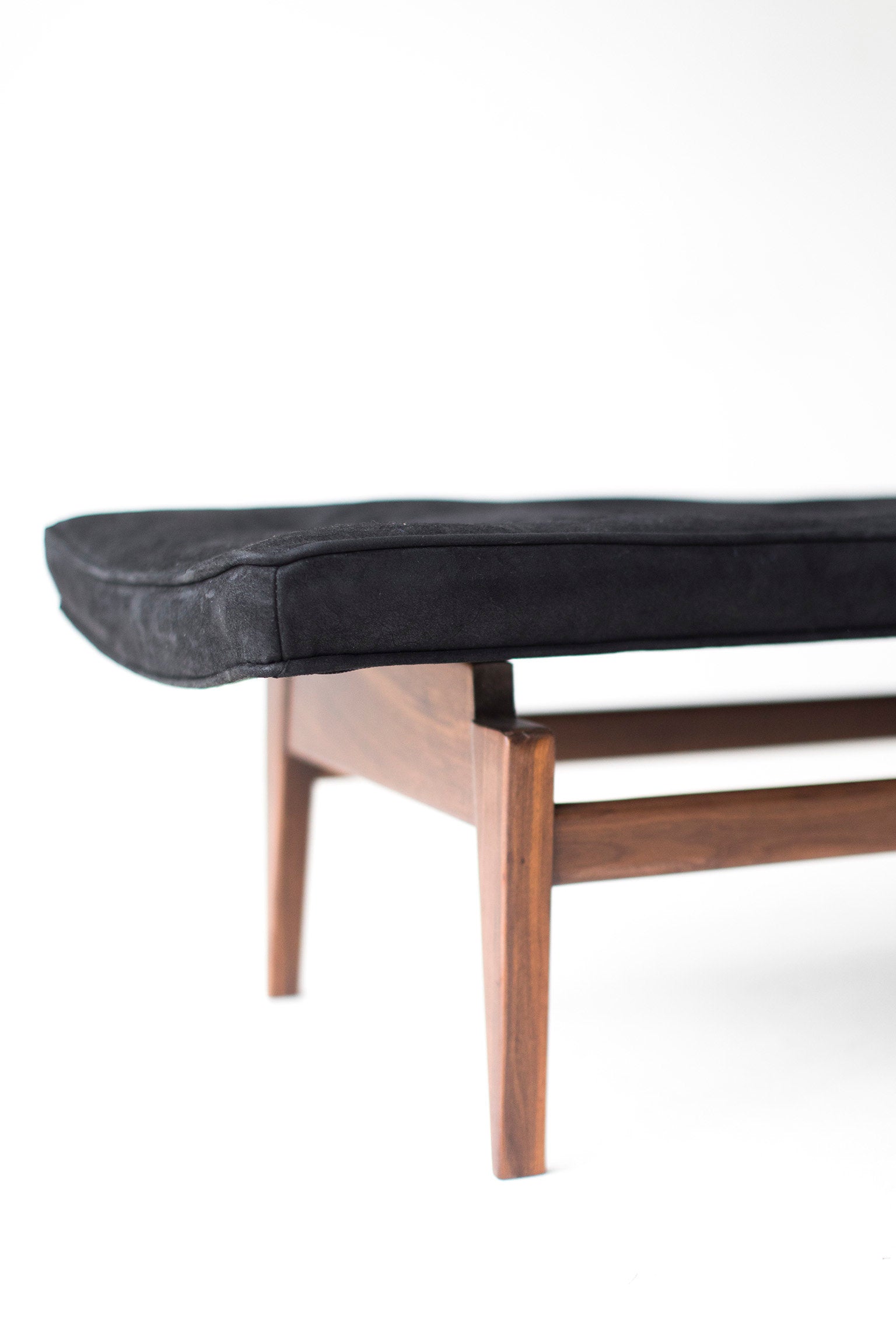 Jens Risom Bench for Risom Design Inc. - 09111701