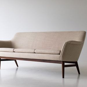 Mid-century-sofa-01