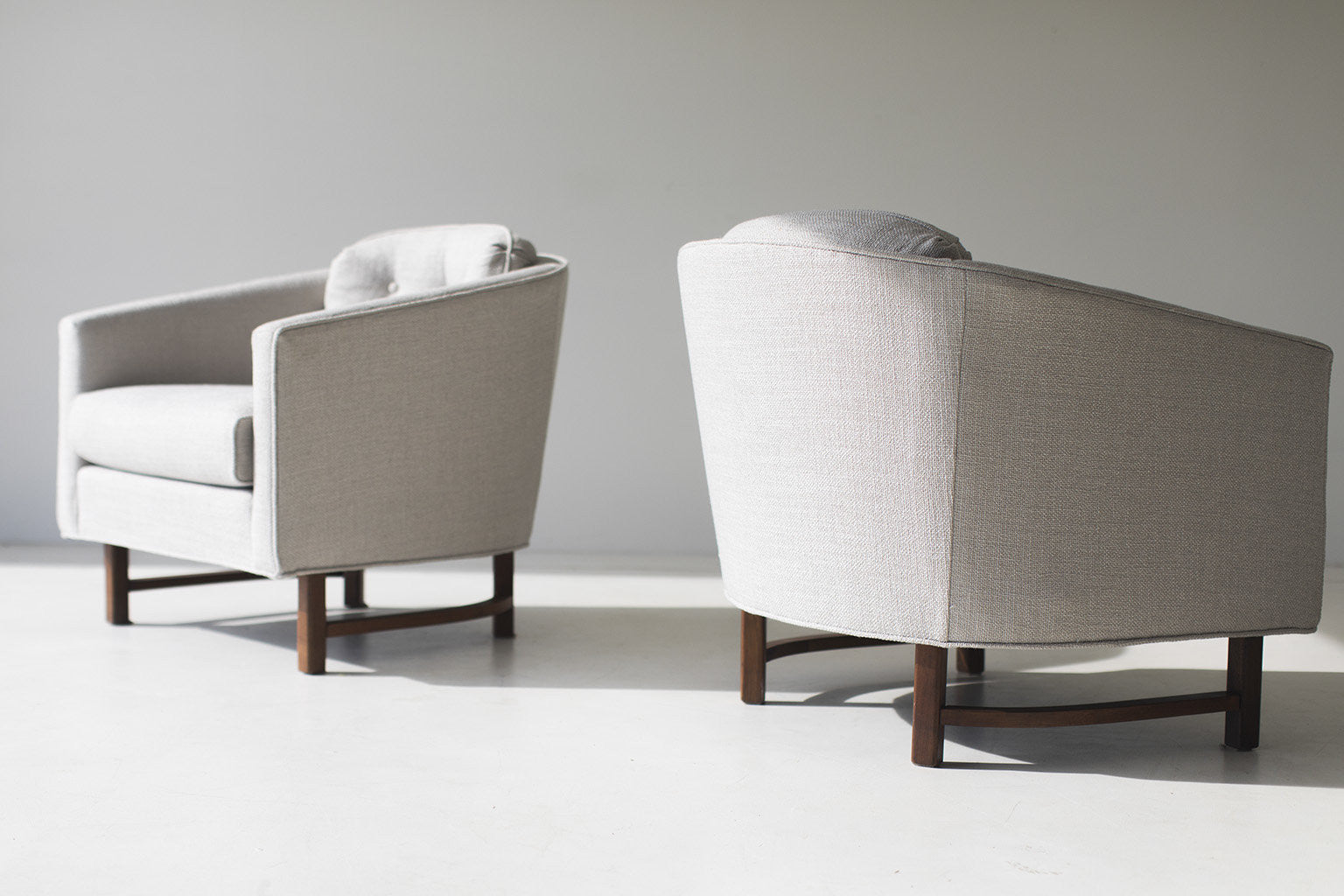 Milo Baughman Attributed Lounge Chairs - 02061701