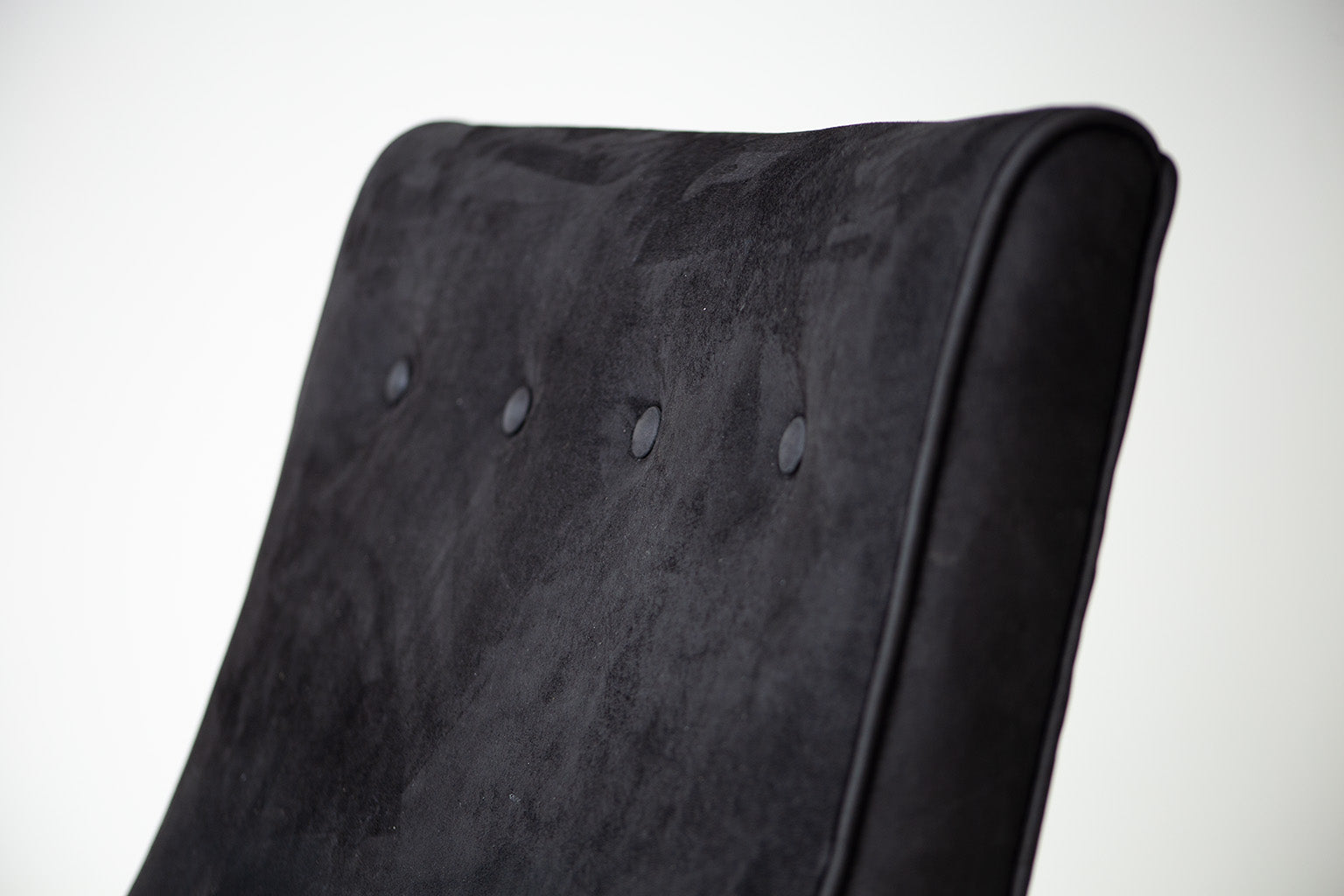 Milo Baughman Leather Scoop Lounge Chair for Thayer Coggin