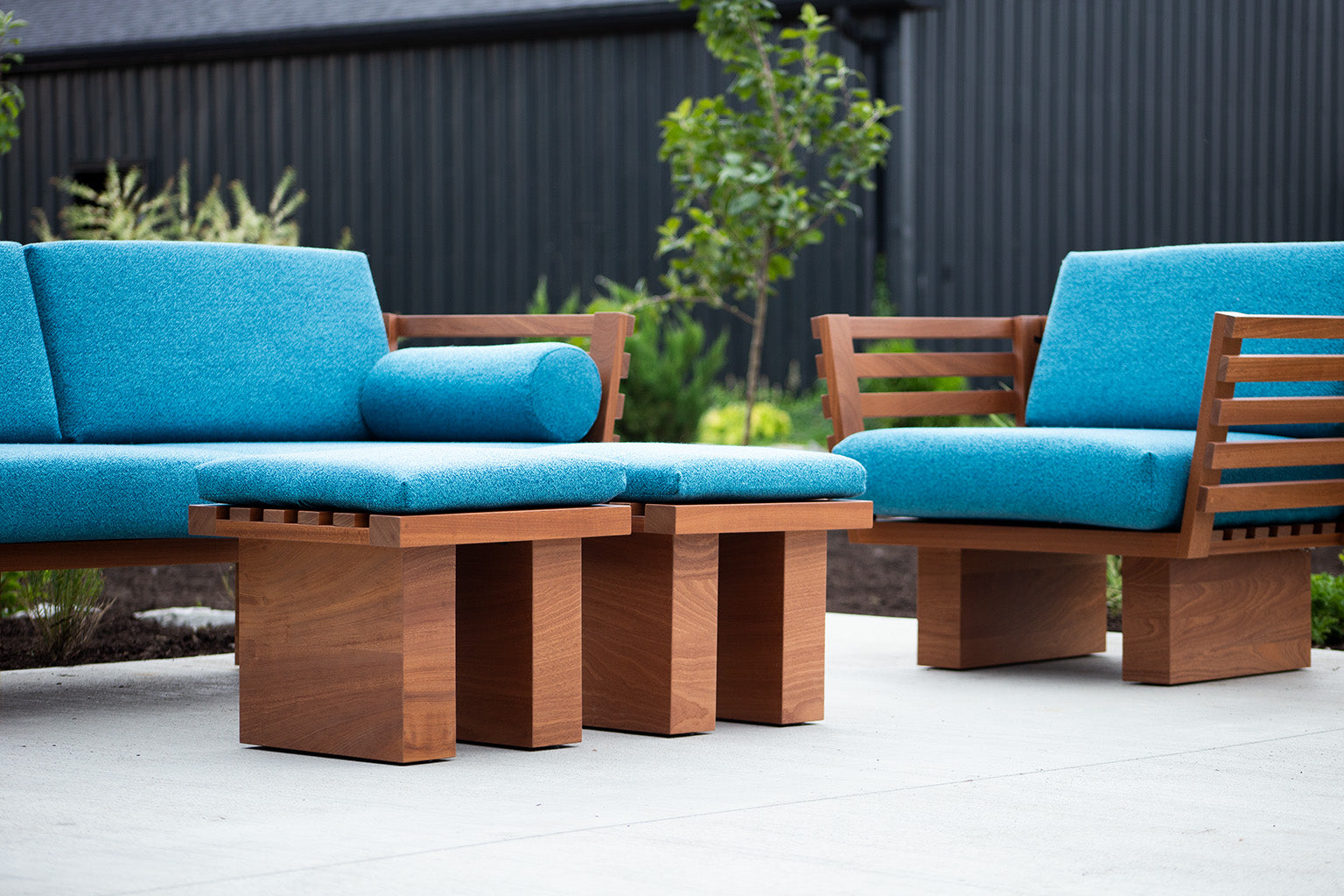 Modern Patio Furniture - Suelo® Slatted Ottoman - 3322