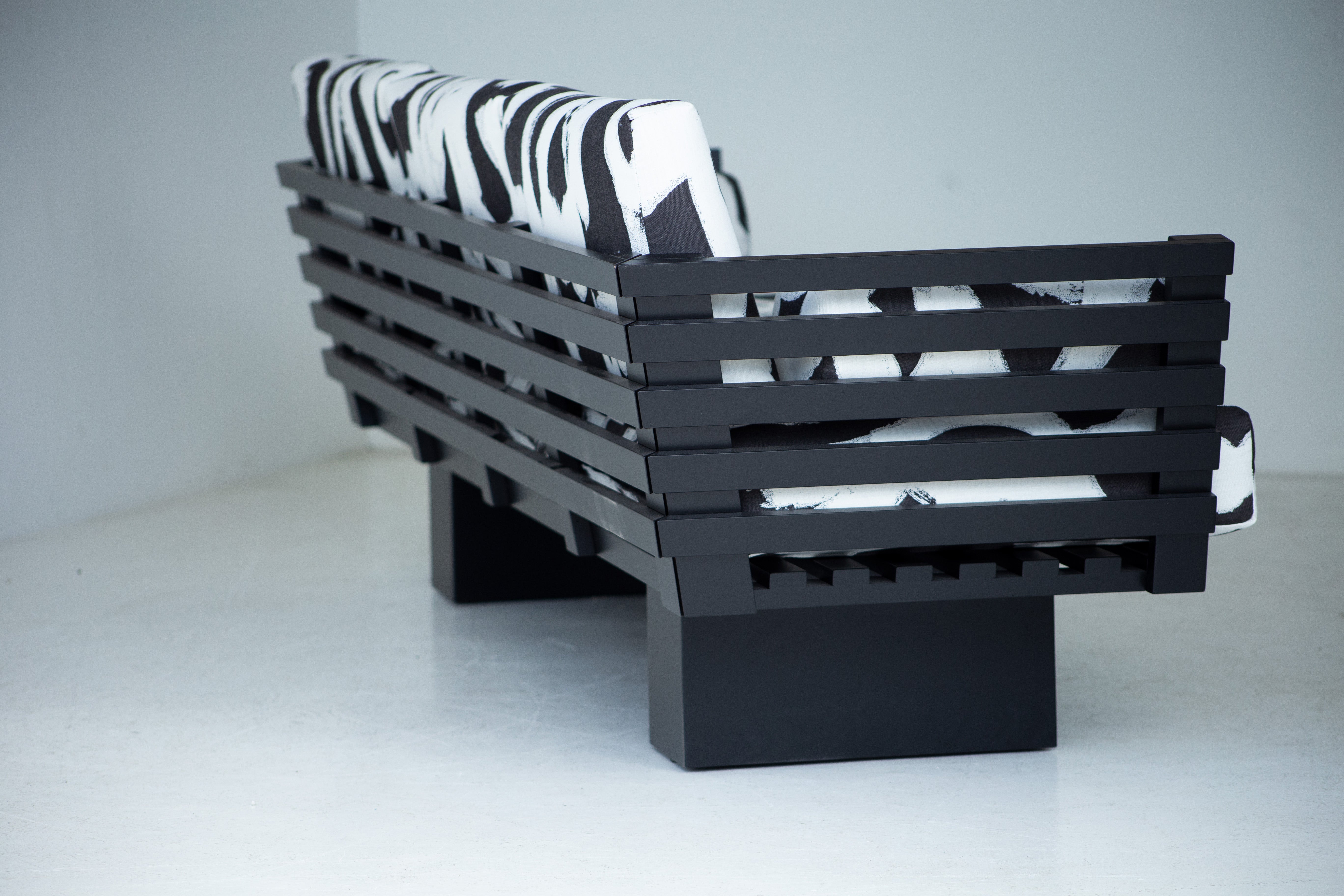 Modern Patio Furniture - Suelo® Slatted Sofa - 3522
