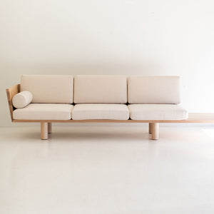 Modern-Suelo-Sofa-Turned-Leg-11