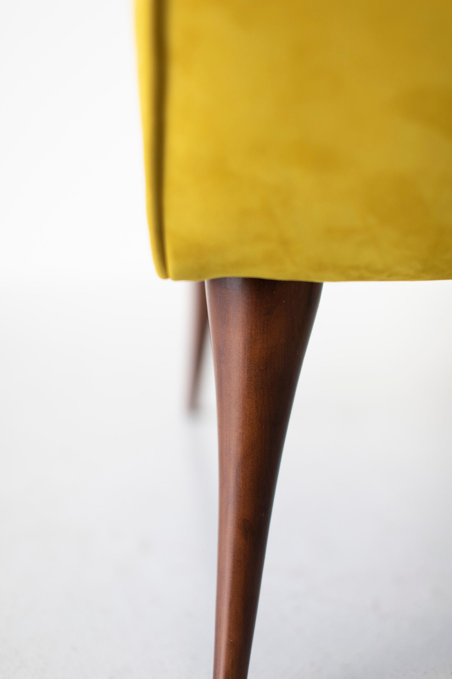 Modern Lounge Chair for Karpen Furniture - 02081904
