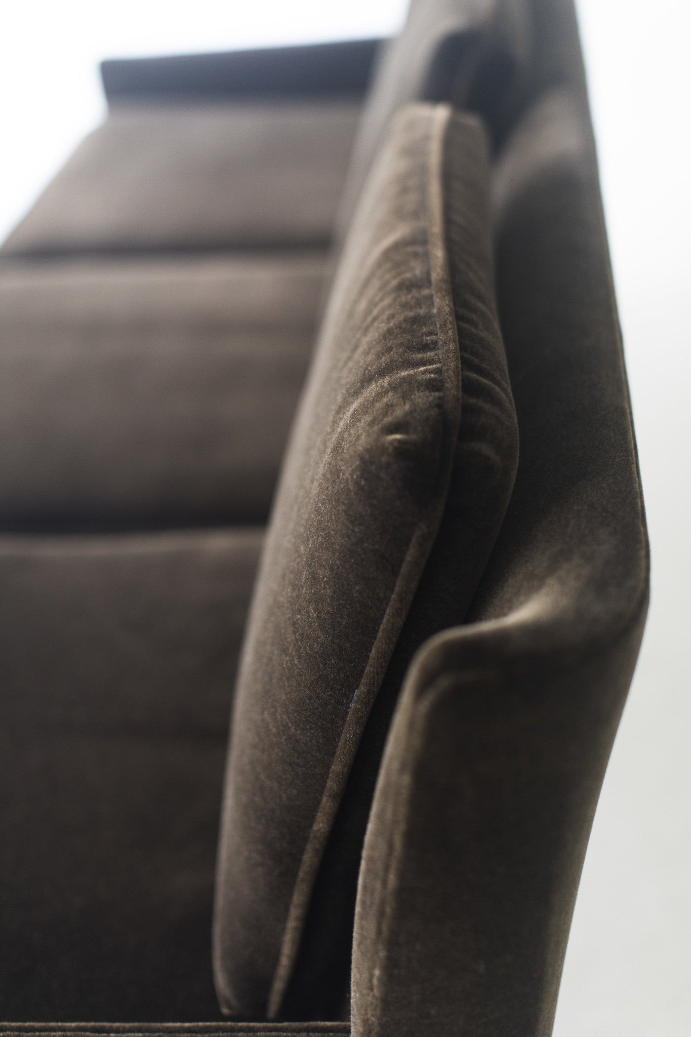 Paul McCobb Sofa for Directional - 03061702