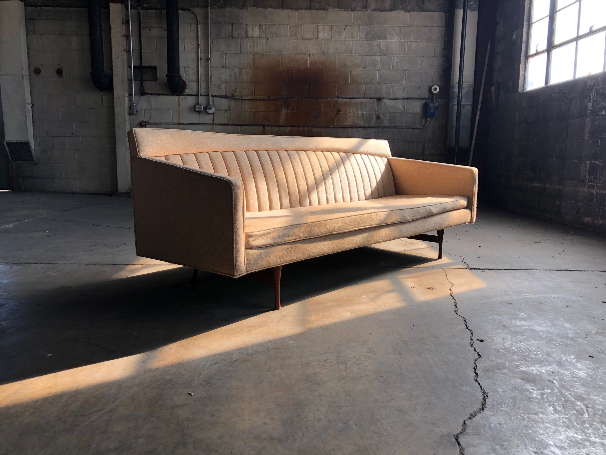 Paul McCobb sofa for Widdicomb