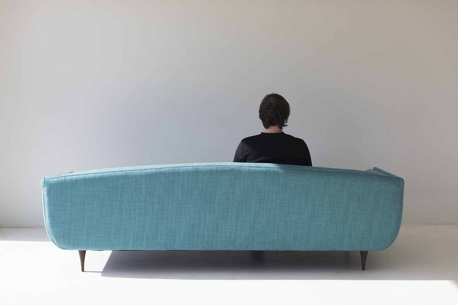 Selig Sofa Designer Attributed to William Hinn - 02061702