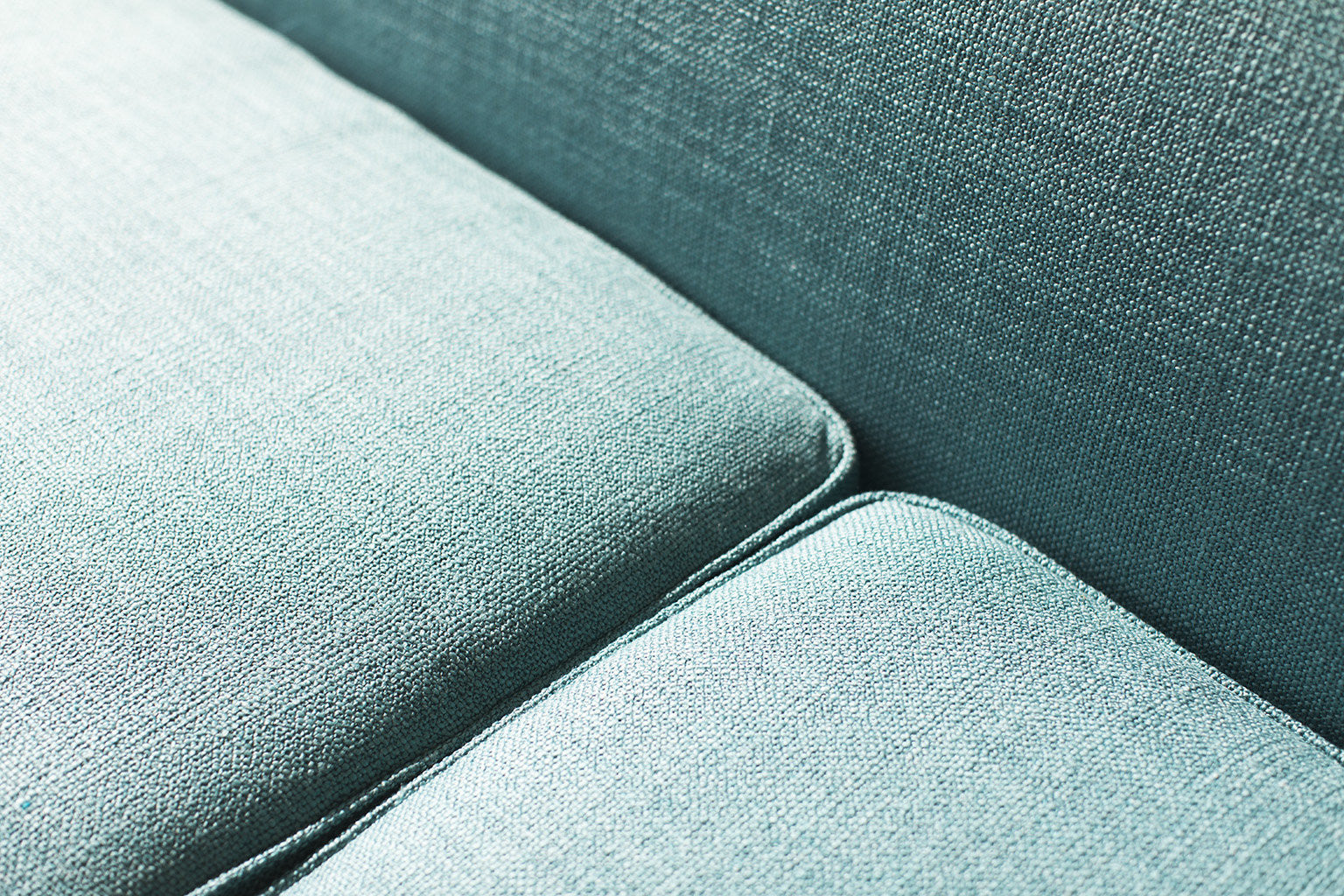Selig Sofa Designer Attributed to William Hinn - 02061702