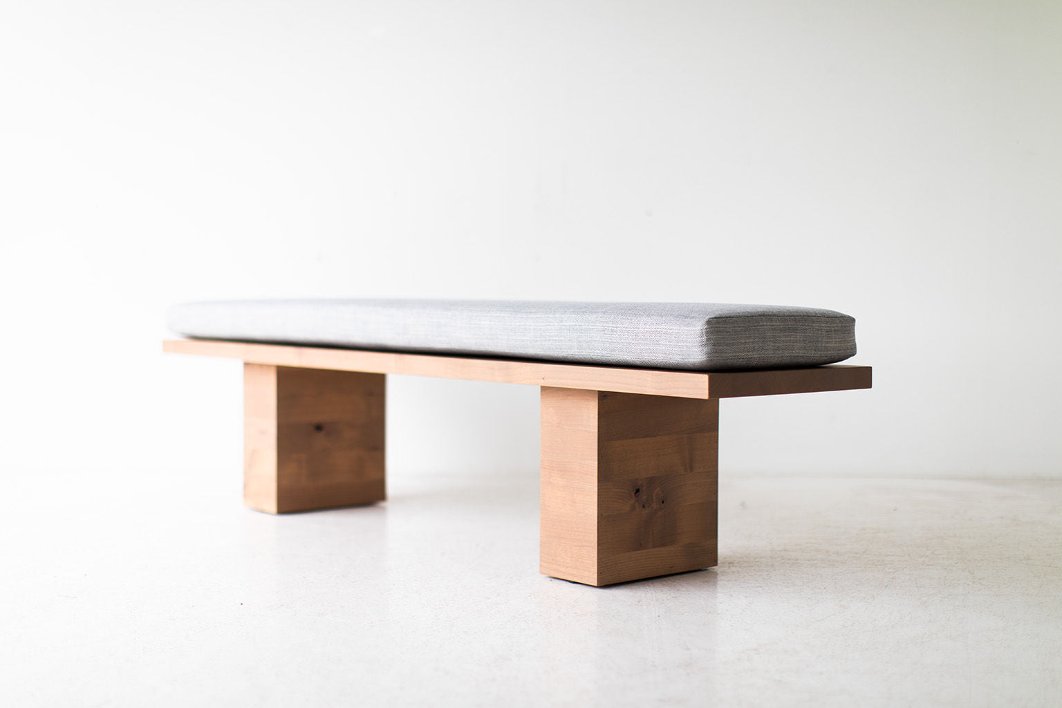Suelo® Modern Bench - 1821