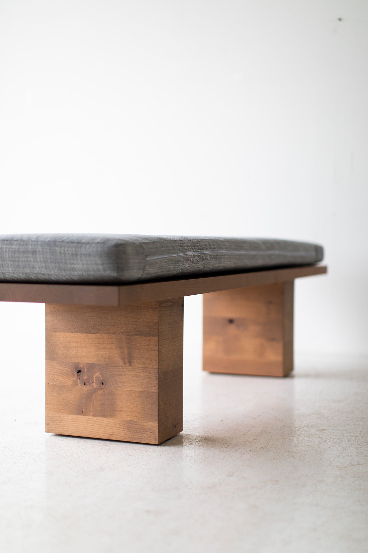 Suelo® Modern Bench - 1821