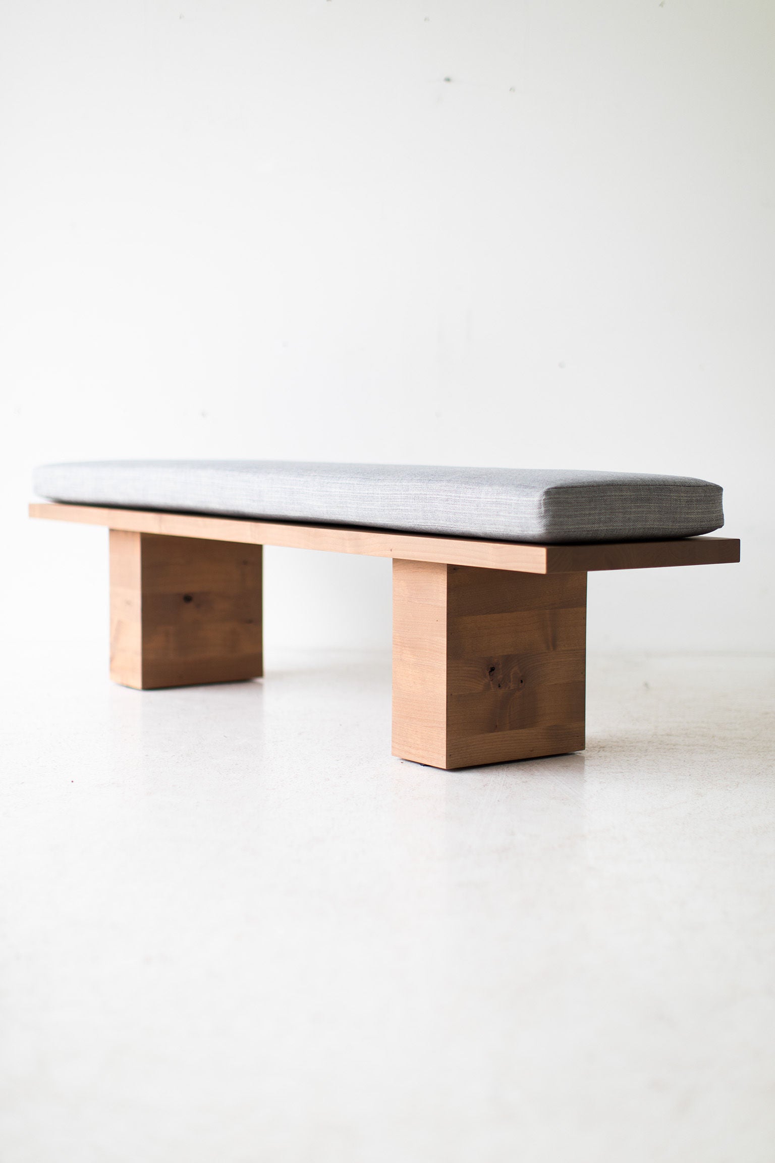 Suelo® Modern Bench - 1821