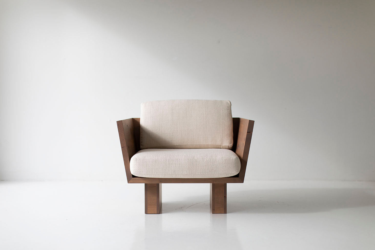 Suelo Modern Lounge Chair - 0320