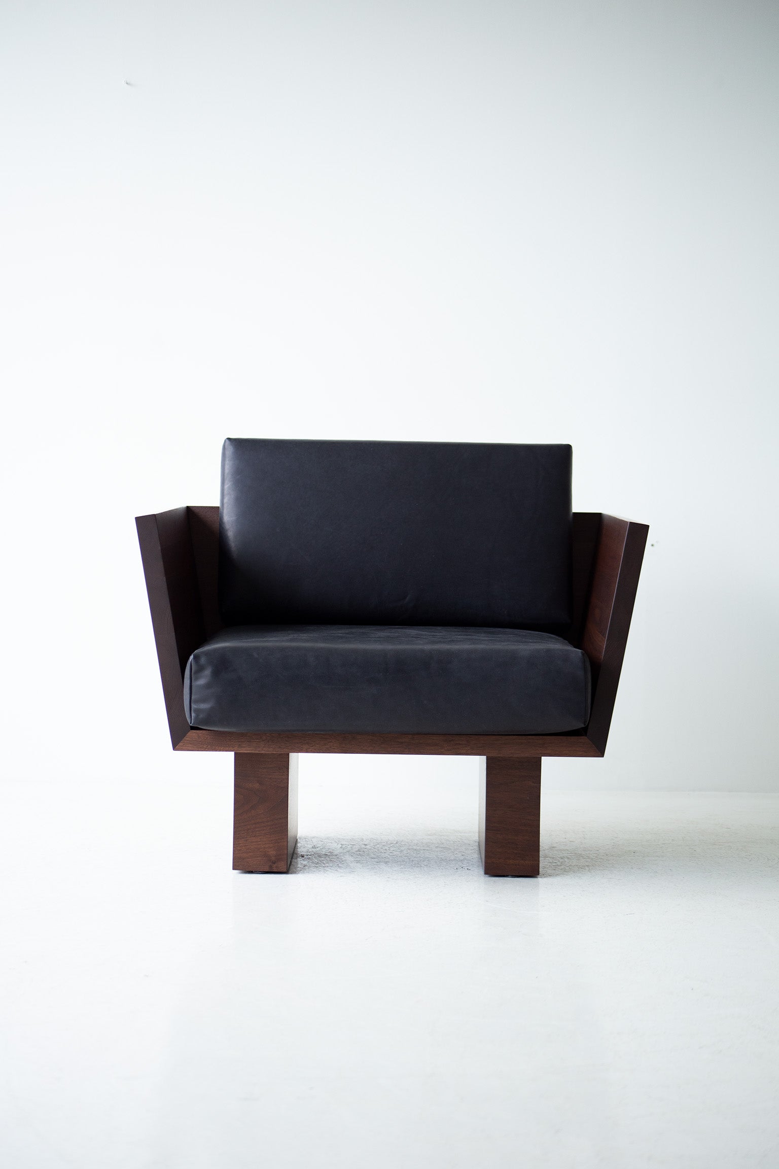 Suelo® Modern Lounge Chair - Walnut - 3122
