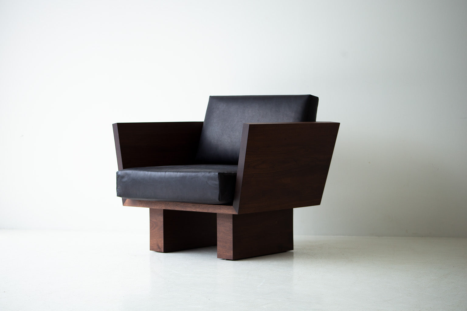 Suelo® Modern Lounge Chair - Walnut - 3122