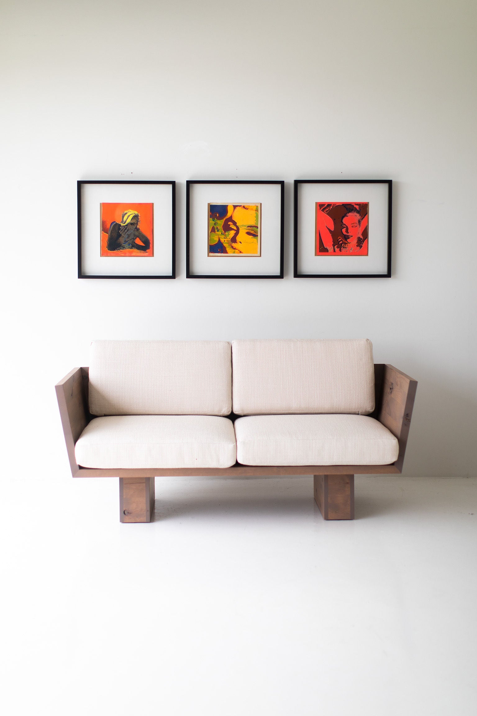 Suelo® Modern Loveseat - 0920