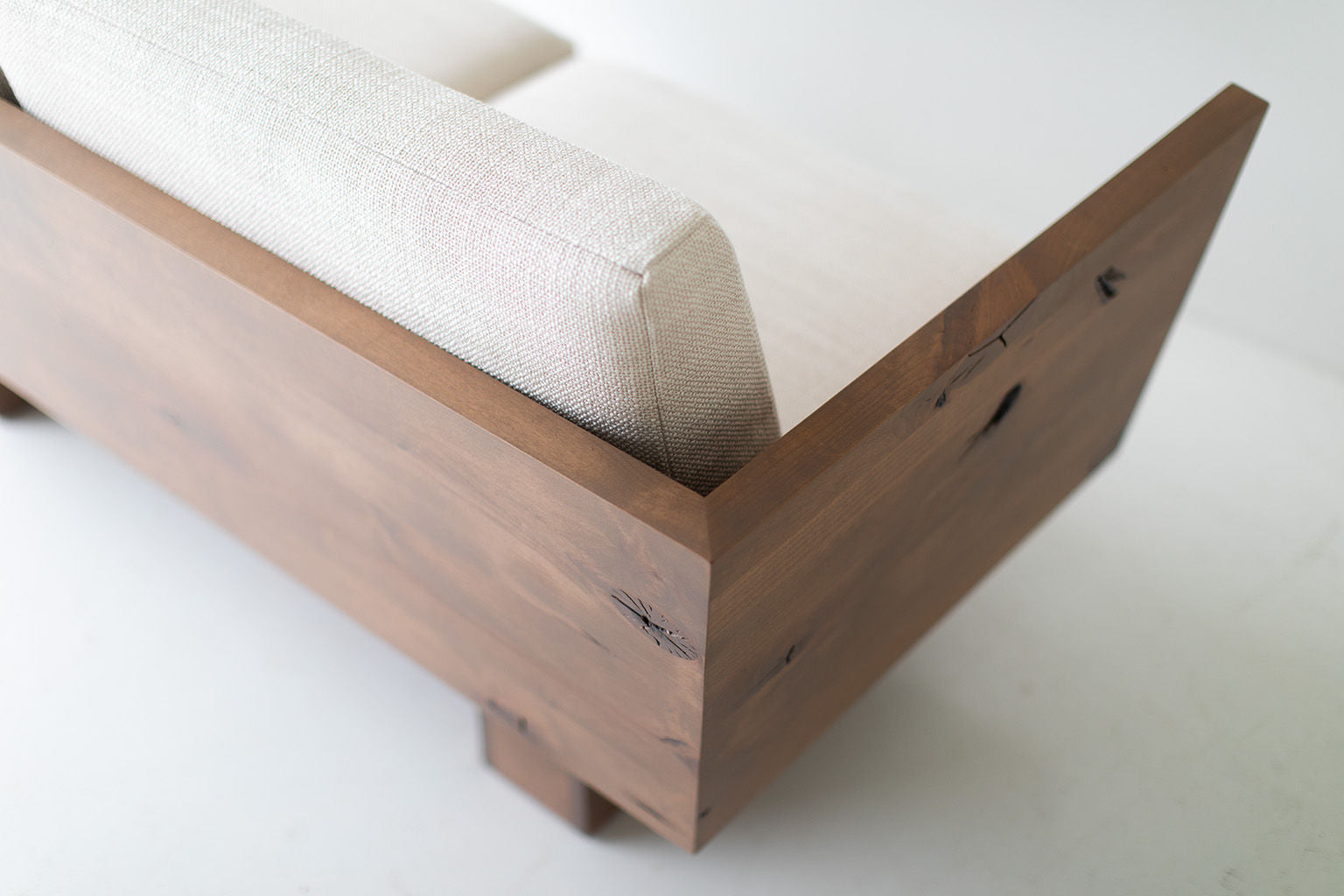 Suelo® Modern Loveseat - 0920