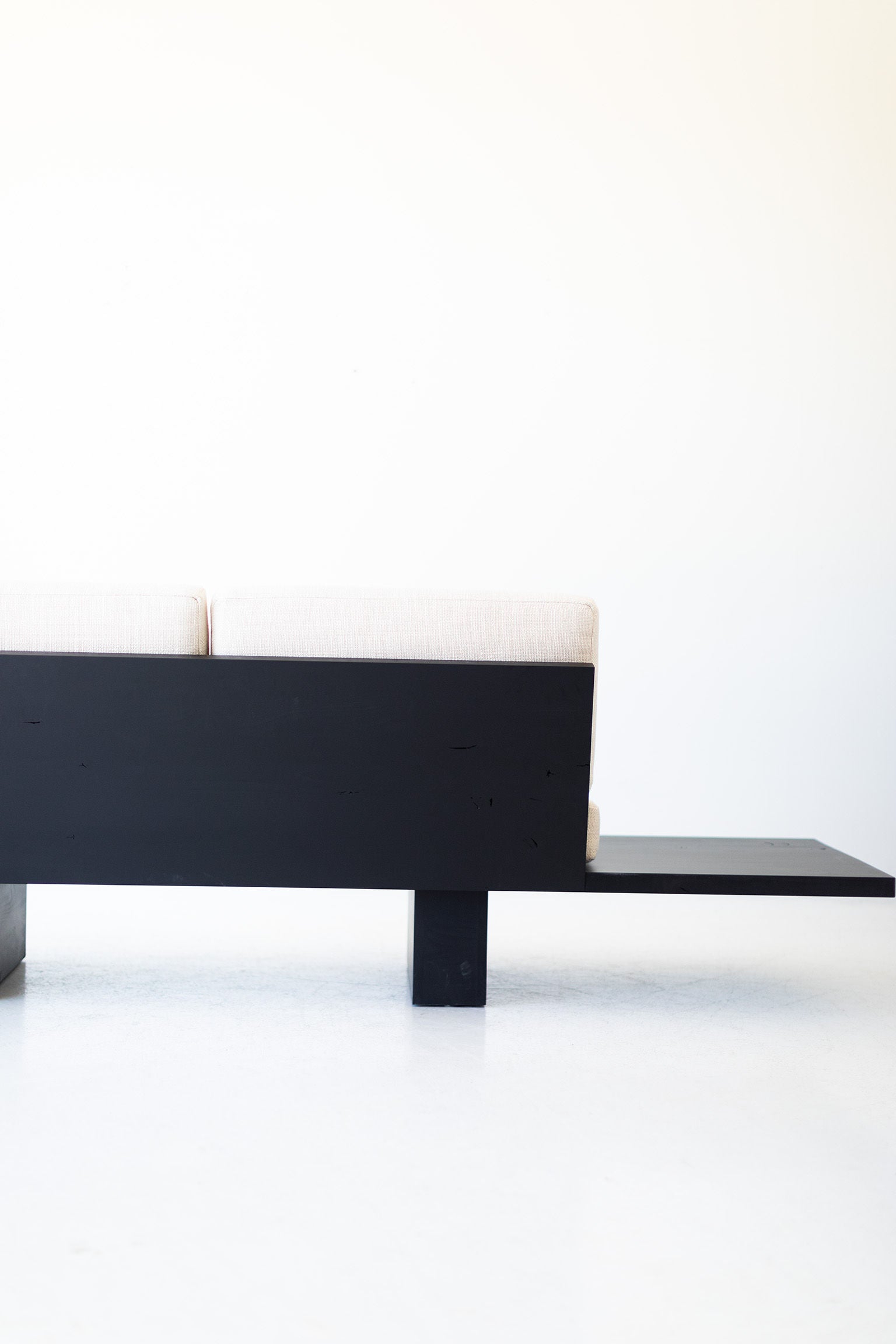 Suelo® Modern Platform Sofa - 1421