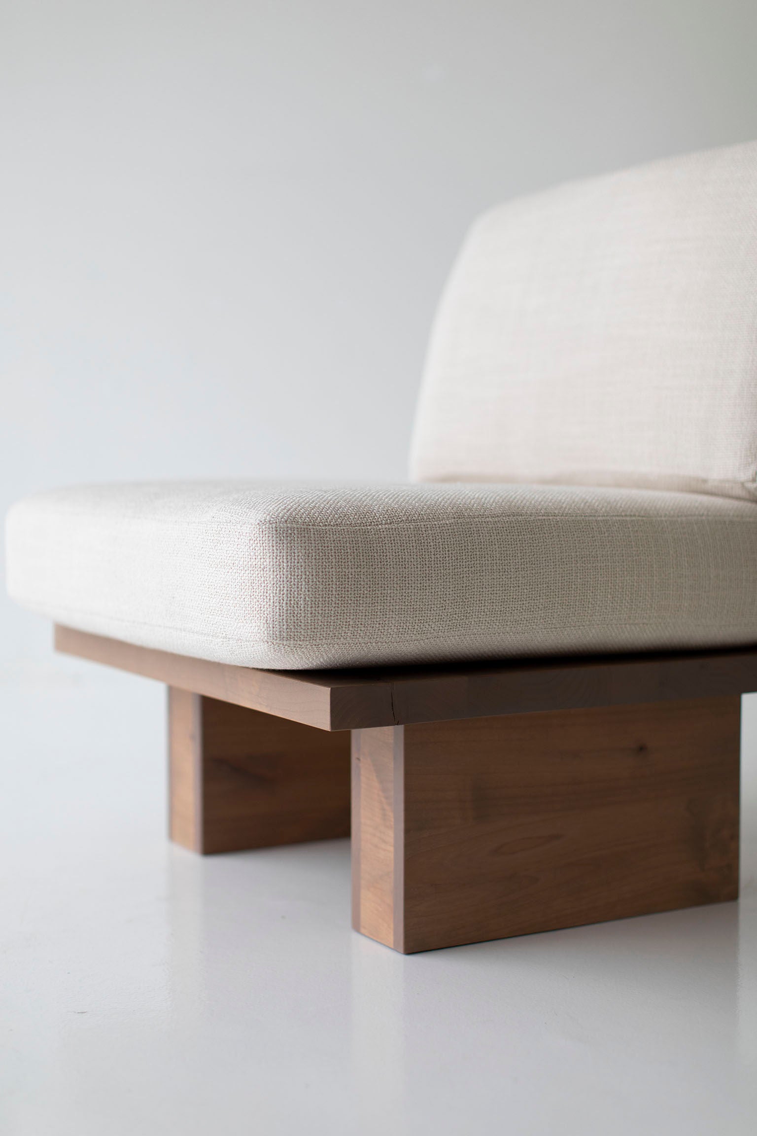 Suelo® Modern Side Chair - 0420