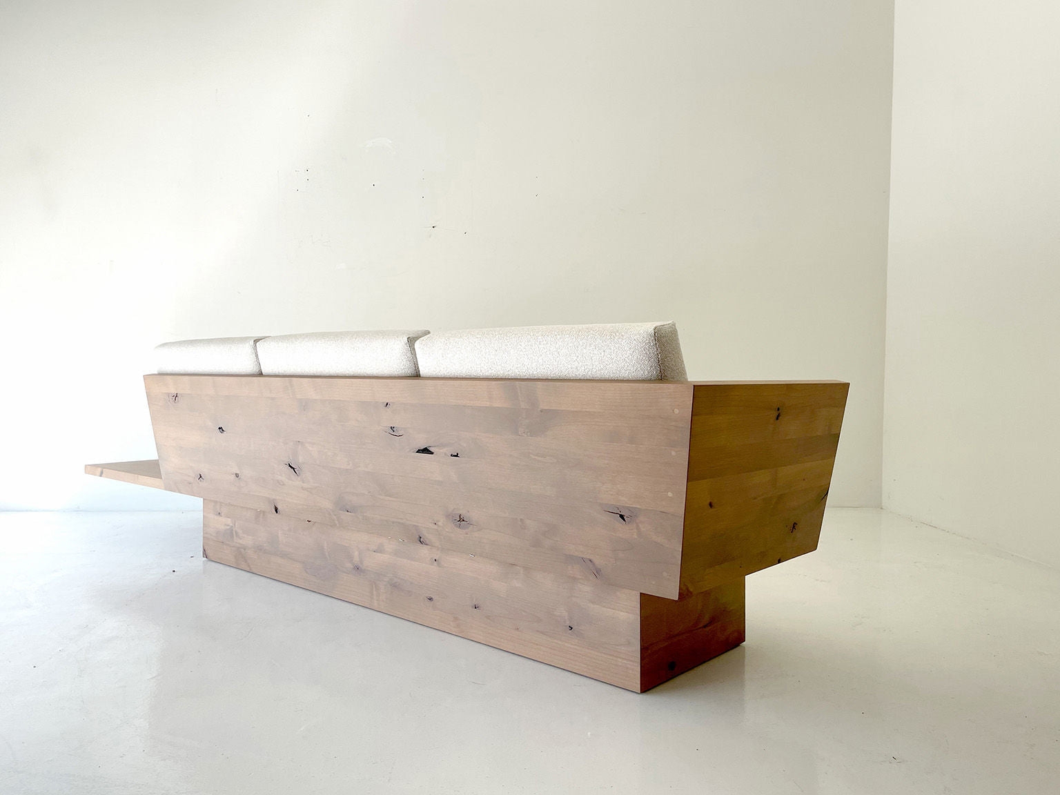 Suelo® Modern Wood Sofa with Plinth Base - 2521