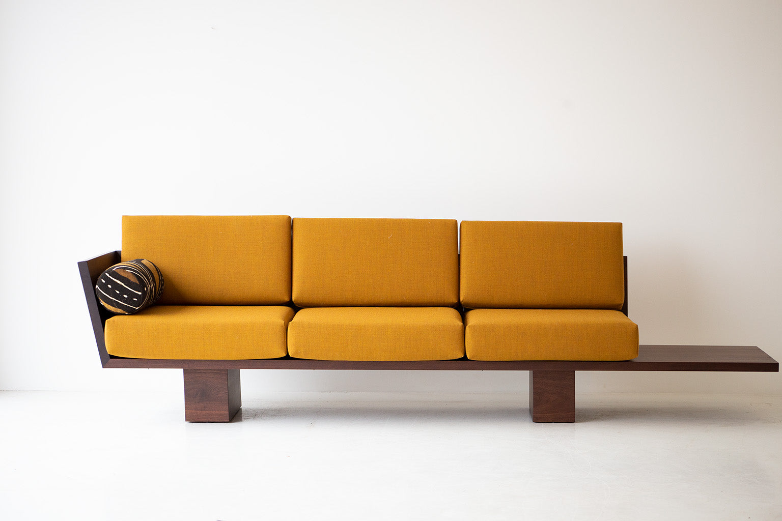 Suelo® Modern Wood Sofa in Solid Walnut - 1522