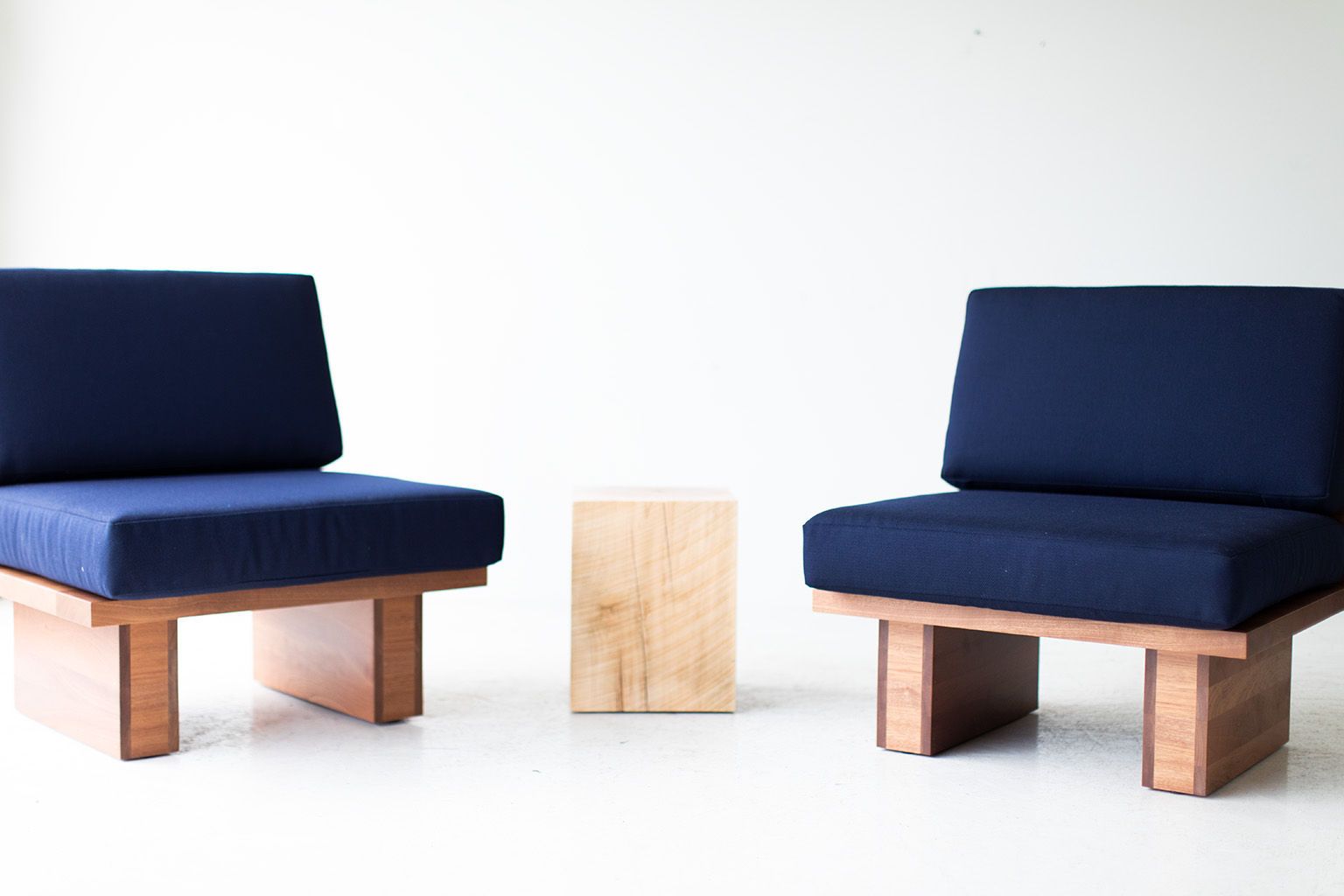 Suelo® Outdoor Modern Side Chair - 1221