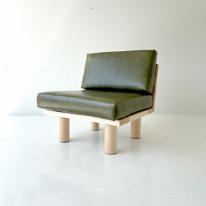  Turned Leg Suelo Side Chair In Leather And Maple - 3021, 04