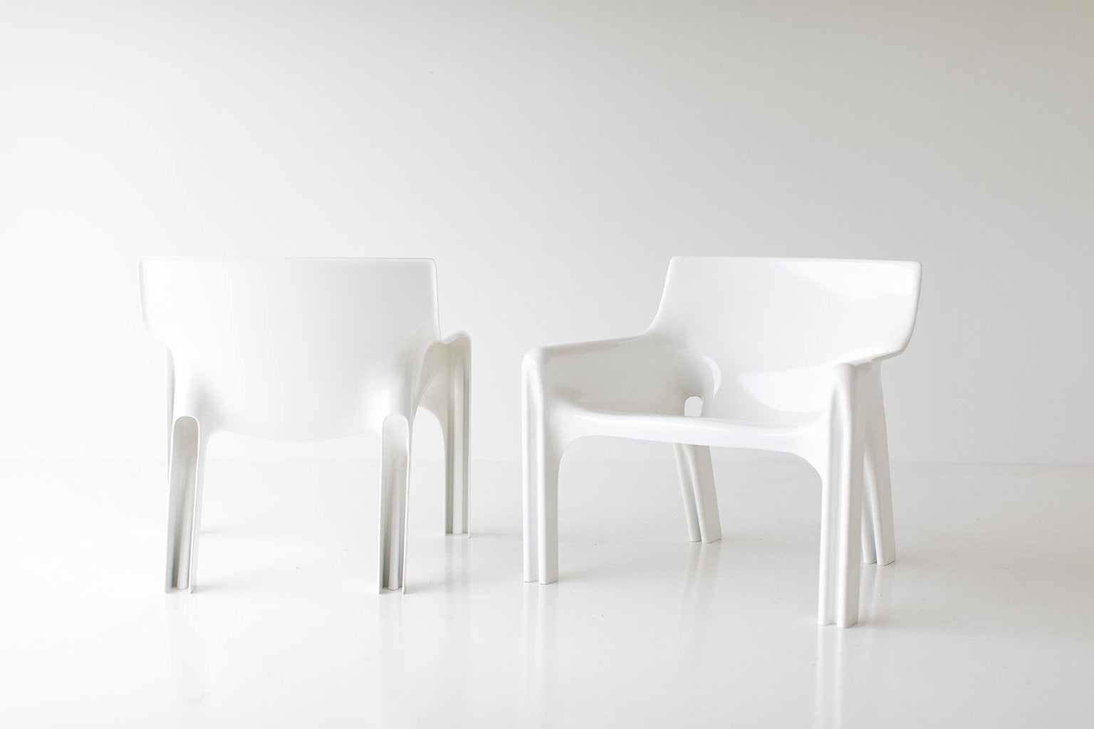 Vico Magistretti Lounge Chairs for Artemide - 06041801