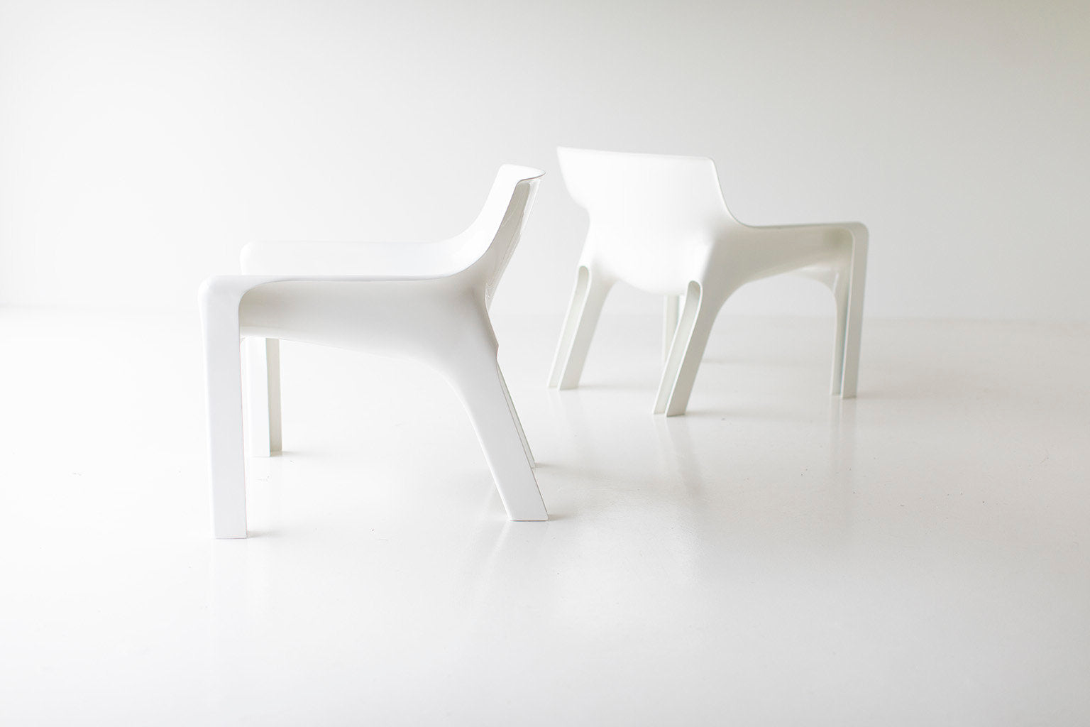 Vico Magistretti Lounge Chairs for Artemide - 06041801