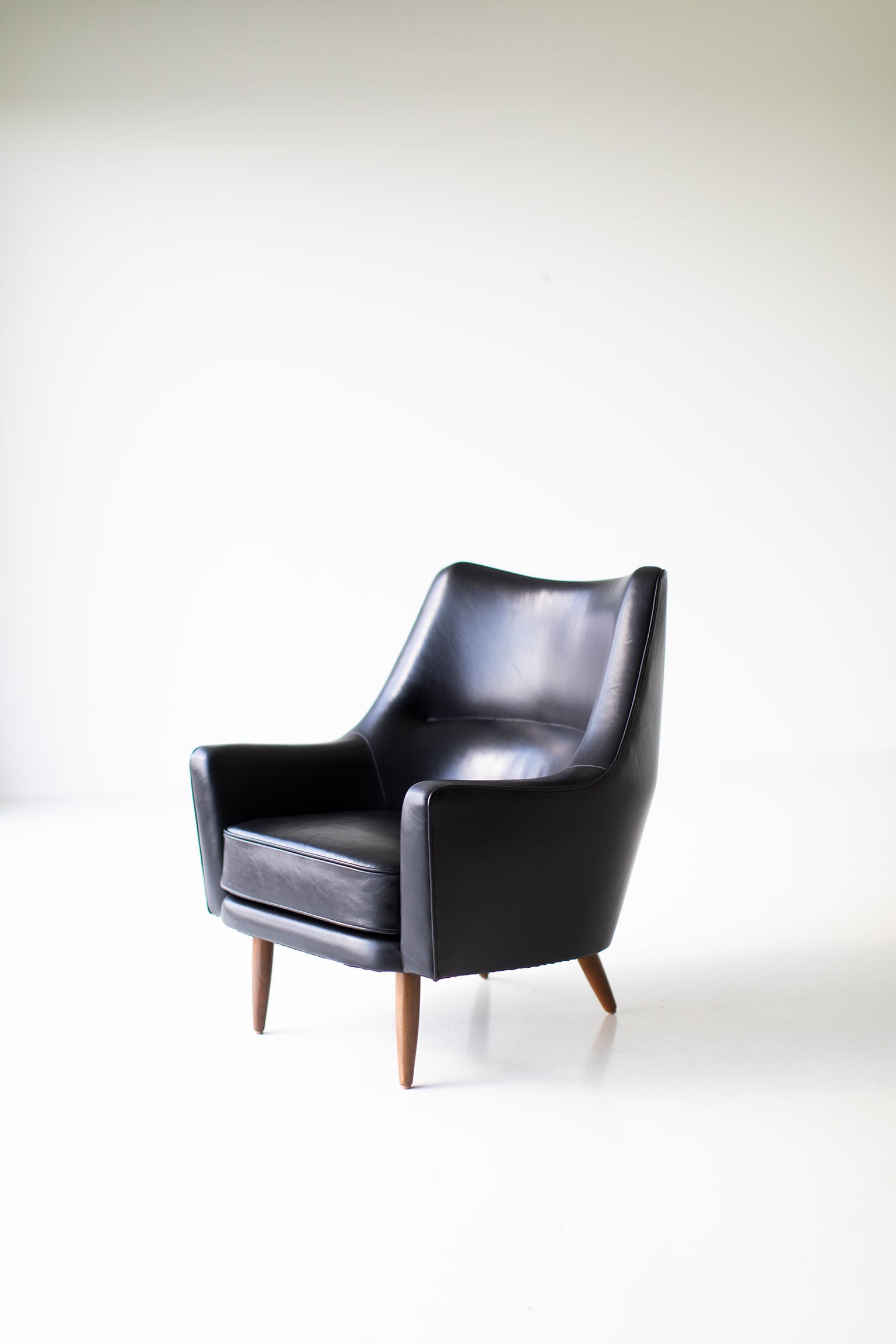 Ib Kofod-Larsen Attributed Lounge Chair - 11211801