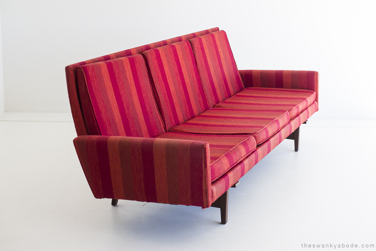Jens Risom Sofa for Risom Inc. - 01181607